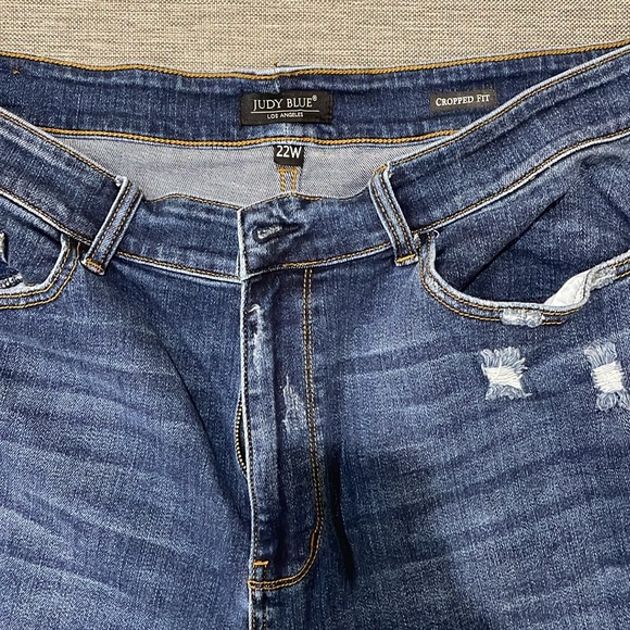 Judy Blue Pant - Picture 2 of 3